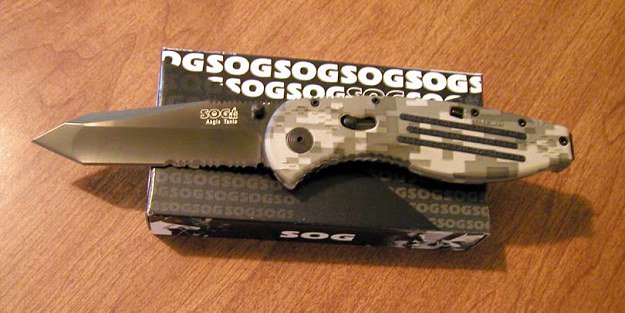 SOG AE07 Aegis Folding Knife | Folding Hunting Knives For The Outdoor Warrior | Hunter Gear