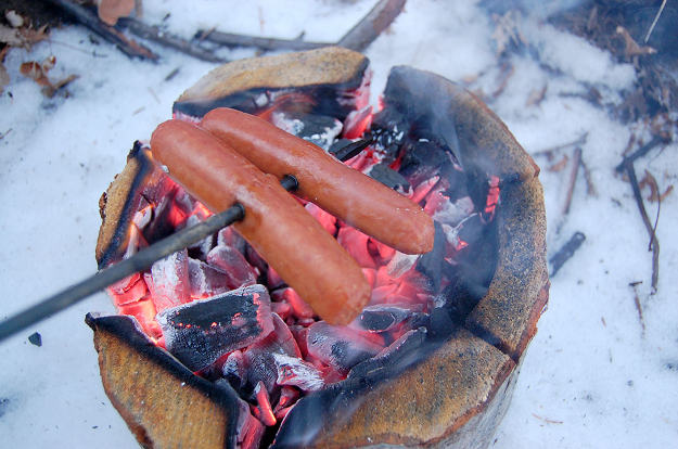 Hotdogs | Practical (Yet Delicious) Winter Campfire Cooking Ideas For Outdoor Cooking