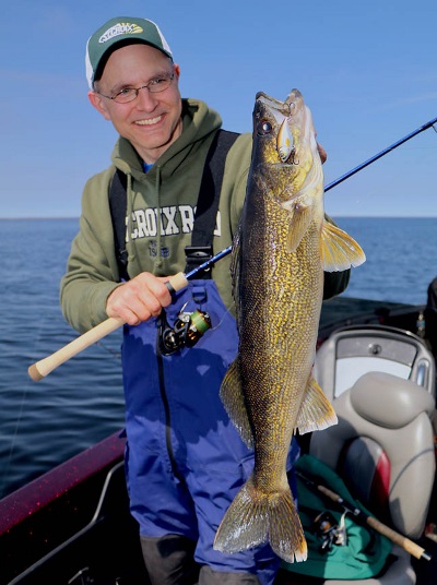 Post-Spawn Walleyes Strategies With Hard Baits