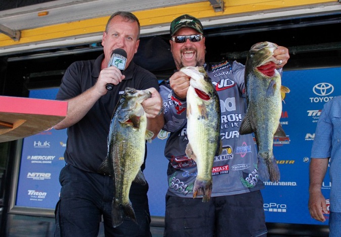 Roumbanis Rambles Into Lead in Bassmaster Open At The Atchafalaya Basin