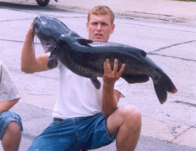 Iowa DNR - Ice-out channel catfish are biting 1