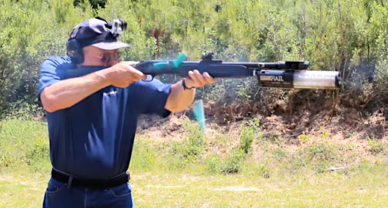 Jerry Miculek Runs Through 23 Shells In Just 3 Seconds With A Mossberg 