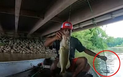 Bass Fisherman Unknowingly Drops Rod and Reel Overboard While Landing Big Fish