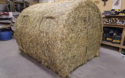 Clever Hay Bale Blind Will Fool Most Farm Deer